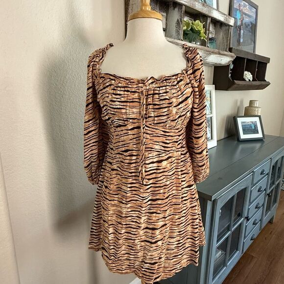 Faithfull The Brand Womens Animal Print Rayon Ira Mini Dress Brown Tan Medium - Picture 3 of 16